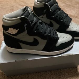 Air Jordan 1 ( twist og ) faux fur (woman’s size 12)